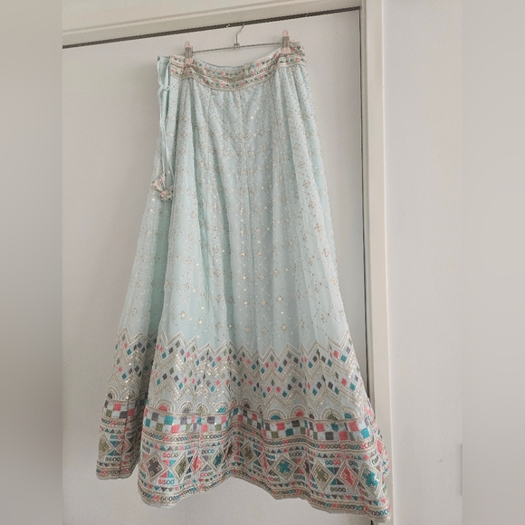 Mint Green Peach Indian Dress Lehenga Choli Dupatta, Size Small, Gently Worn - Picture 2 of 6